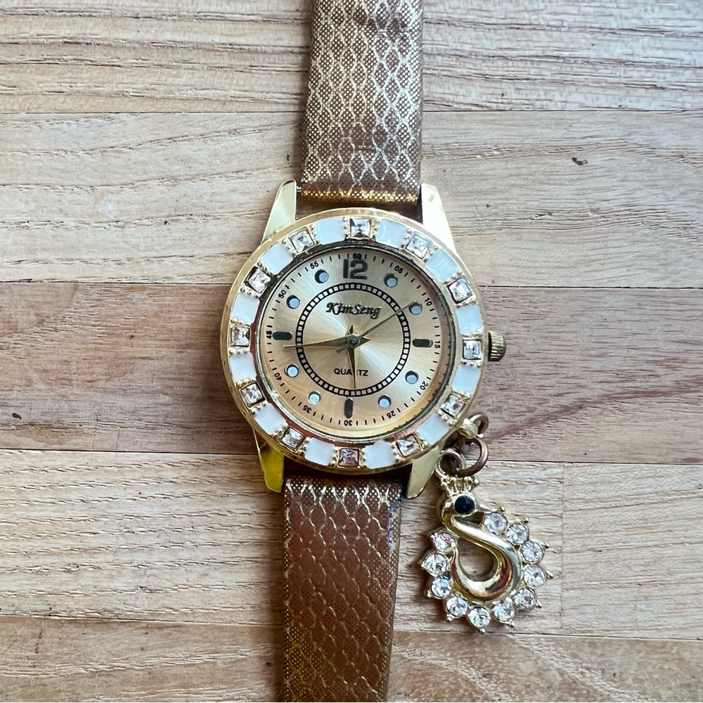 Kim Seng ladies fashion watch with charm NEW BATTERY